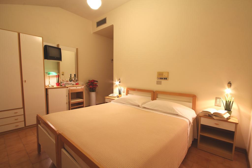 Hotel Villa Luca Chianciano Terme Rom bilde